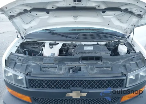 2019 Chevrolet Express 2500 Work Van z USA, uszkodzony, nr VIN 1GCWGAFP0K1169786